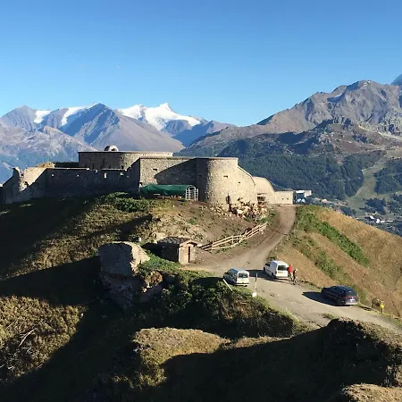 Montagn'arcs