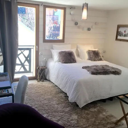 Montagn'arcs Bed & Breakfast 4*